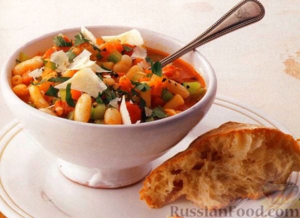 Овощной суп с фасолью и макаронами