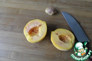 Персики-гриль с творожным сыром