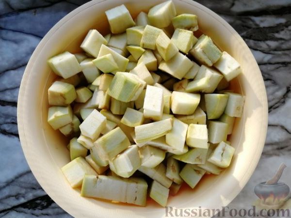 Баклажаны, запечённые с цветной капустой и сыром