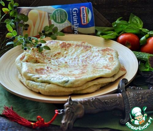 Лепешки с сыром, творогом и зеленью