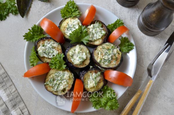 Жареные баклажаны с чесноком и майонезом